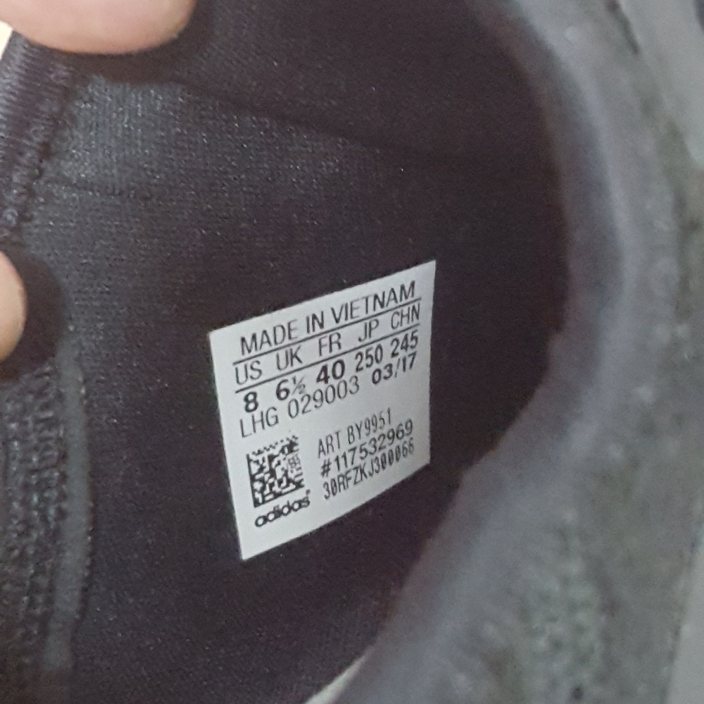 ADIDAS NMD R1 - Picture 6 of 7